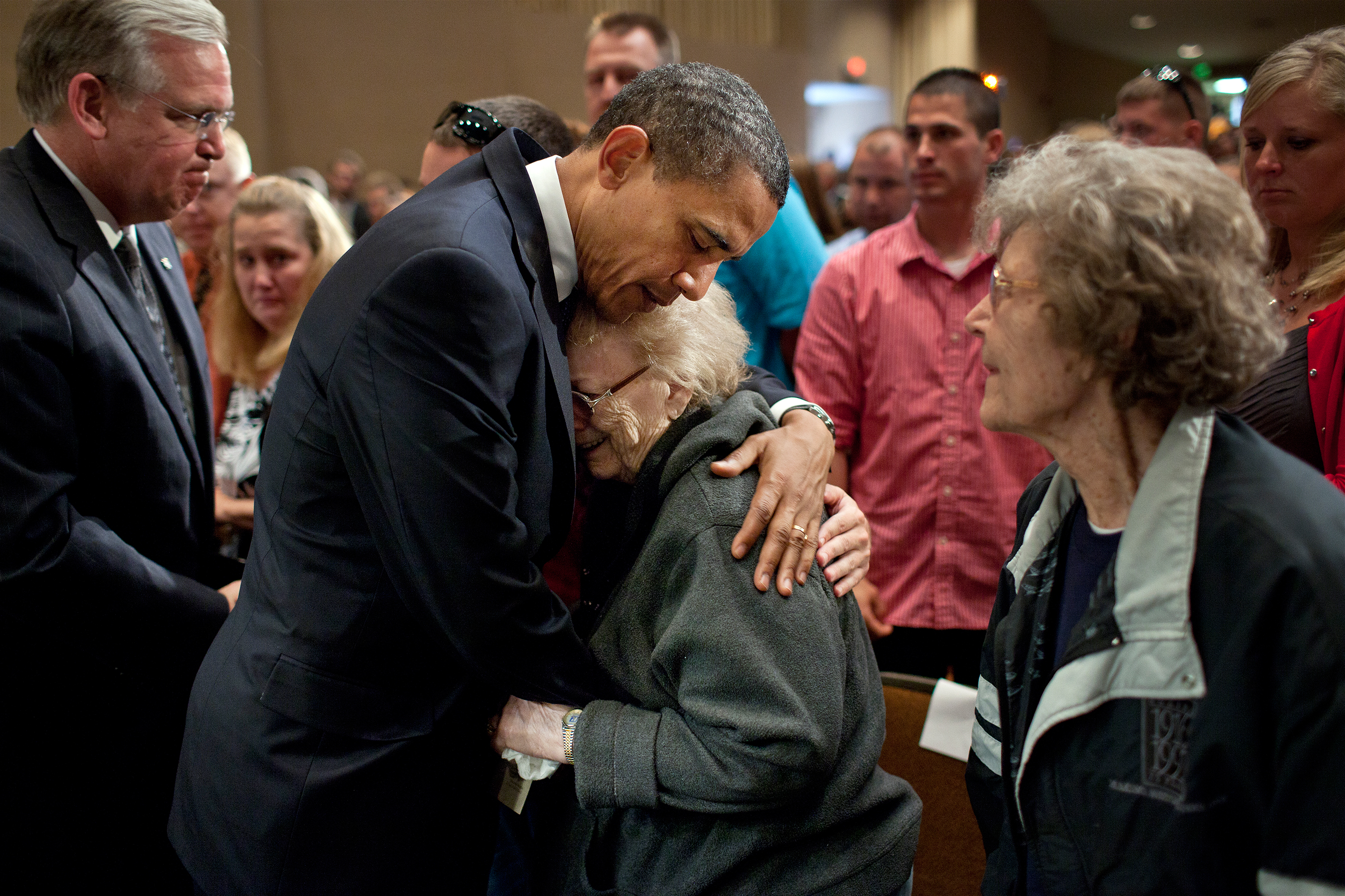 Missouri, May 29, 2011. Consoling families affected by the deadly tornadoes in Joplin. (Official White House Photo by Pete Souza)
