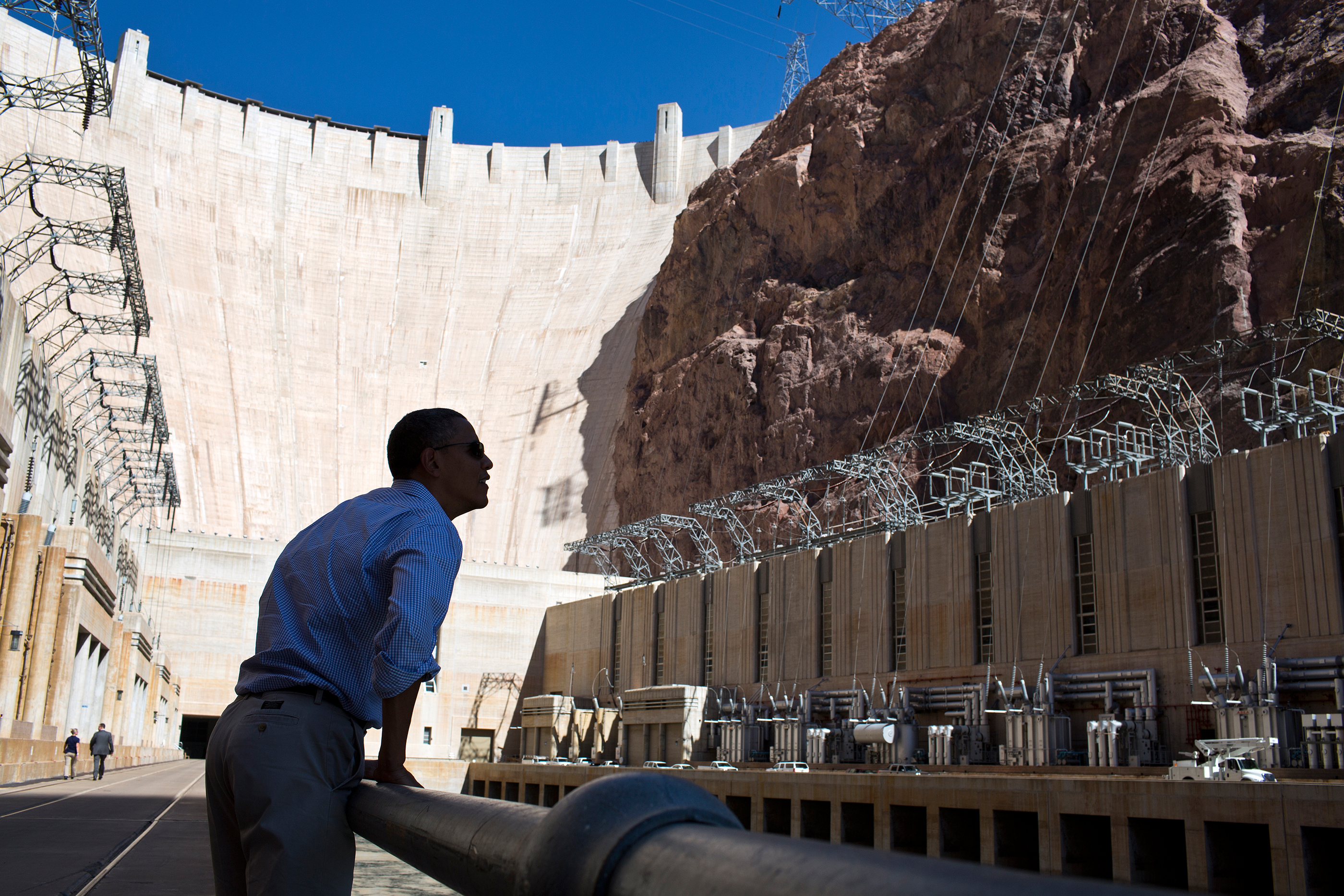 Nevada, Oct. 2, 2012. Viewing the Hoover Dam. (Official White House Photo by Pete Souza)