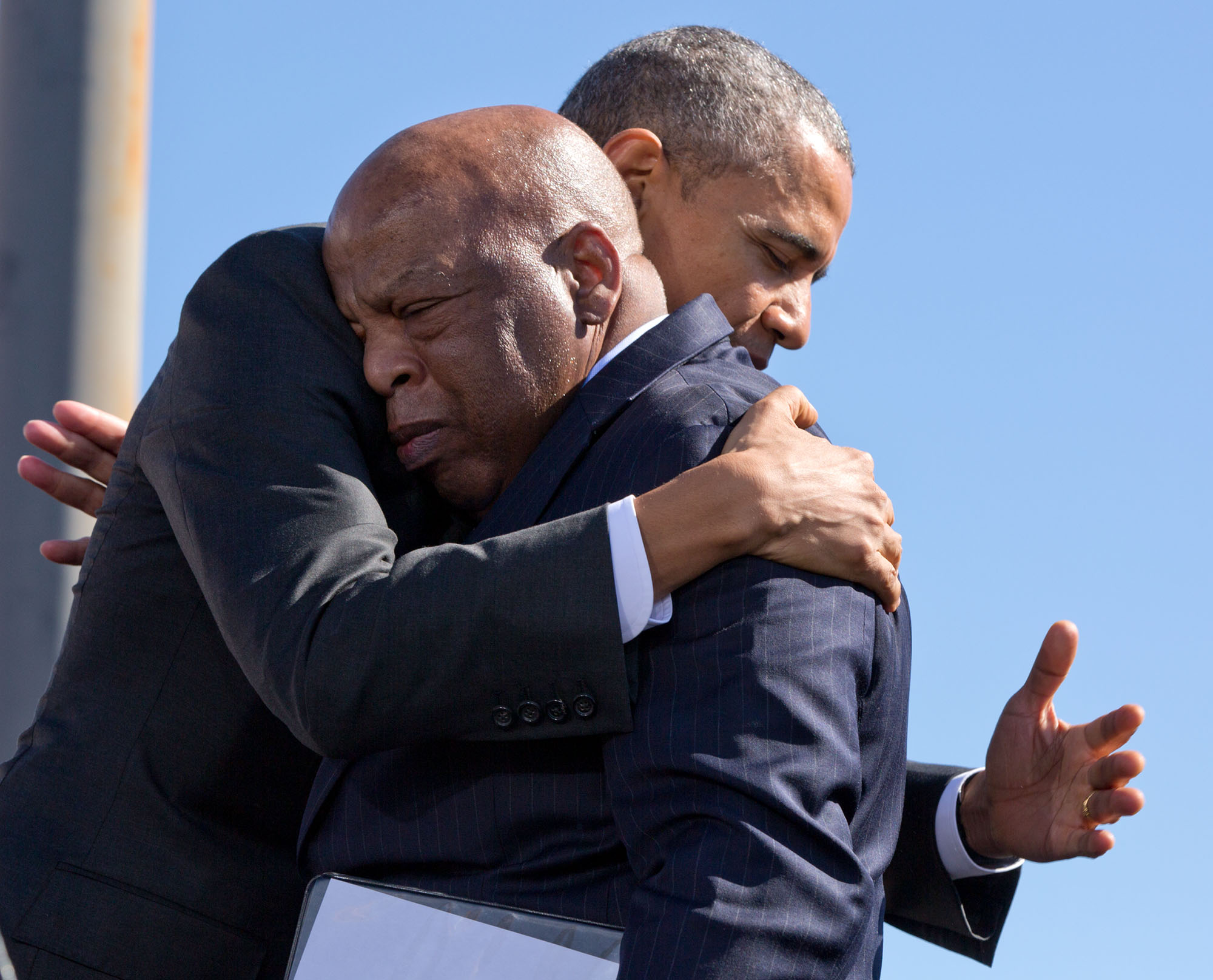 The President hugs Rep. John Lewis after his introduction. (Official White House Photo by Pete Souza)
