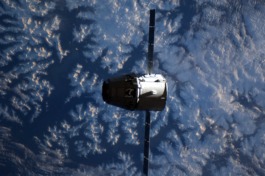 The Dragon Spacecraft (May 25, 2012)