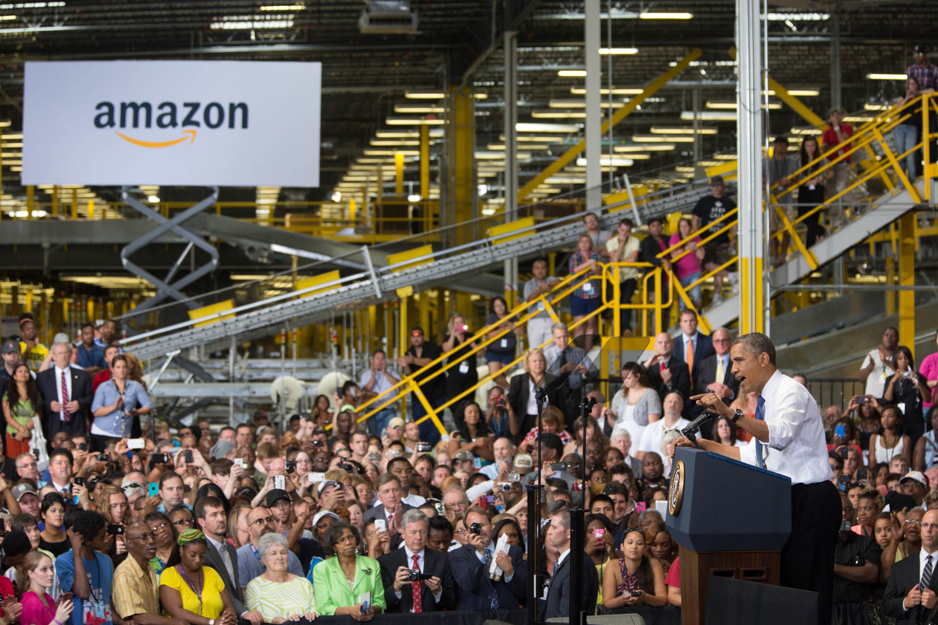 President Barack Obama delivers remarks on the economy at the Amazon Chattanooga Fulfillment Center