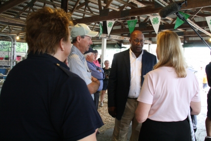 Ambassador Kirk speaks with Bangor State Fair Director