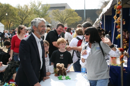 Dr. Holdren at USA Science and Engineering Festival 10