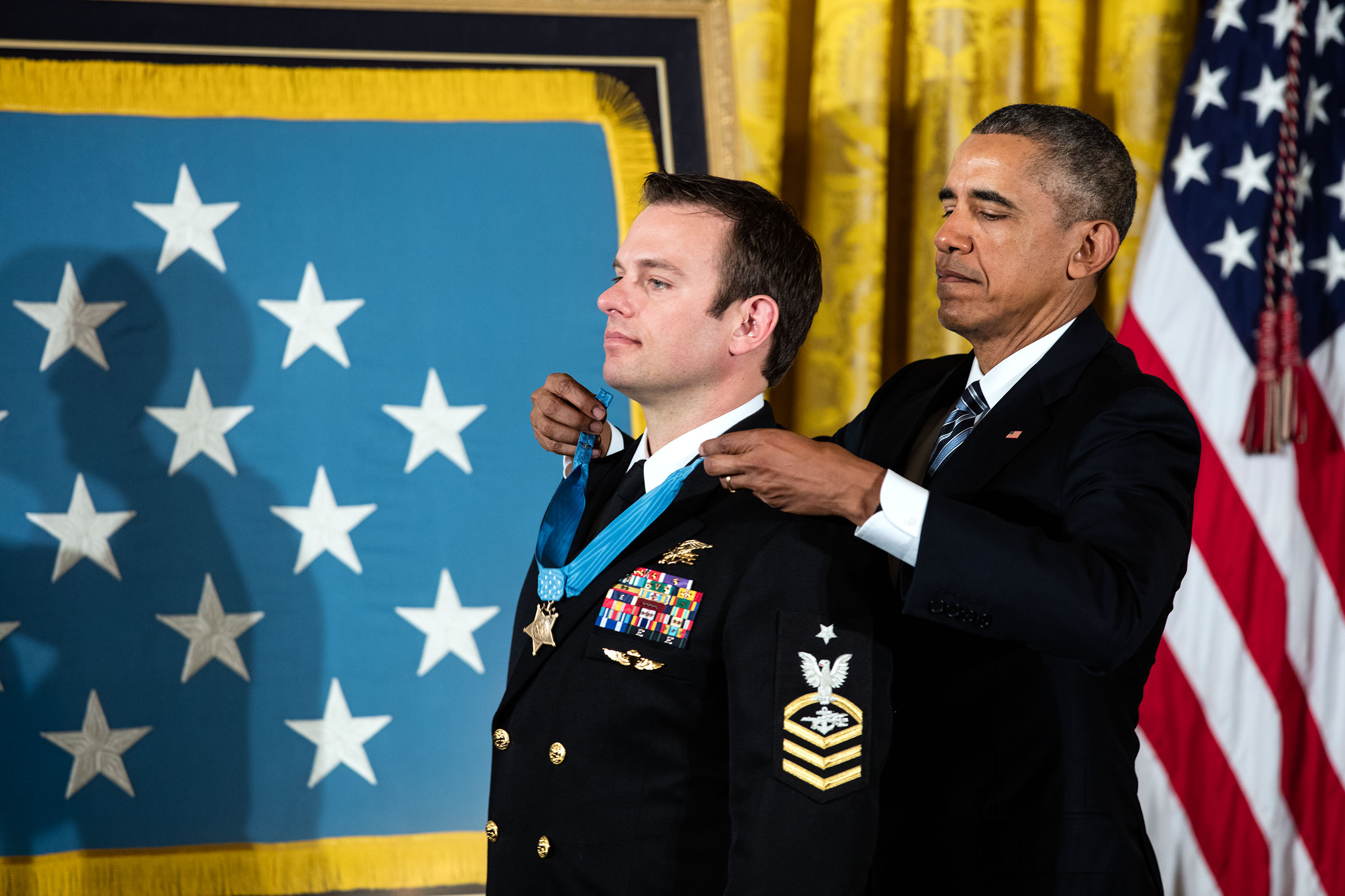 The President Presents the Medal of Honor to U.S. Navy Senior Chief ...