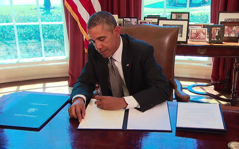 President Obama Signs Memorandum Of Disapproval On Anti-labor Bill 