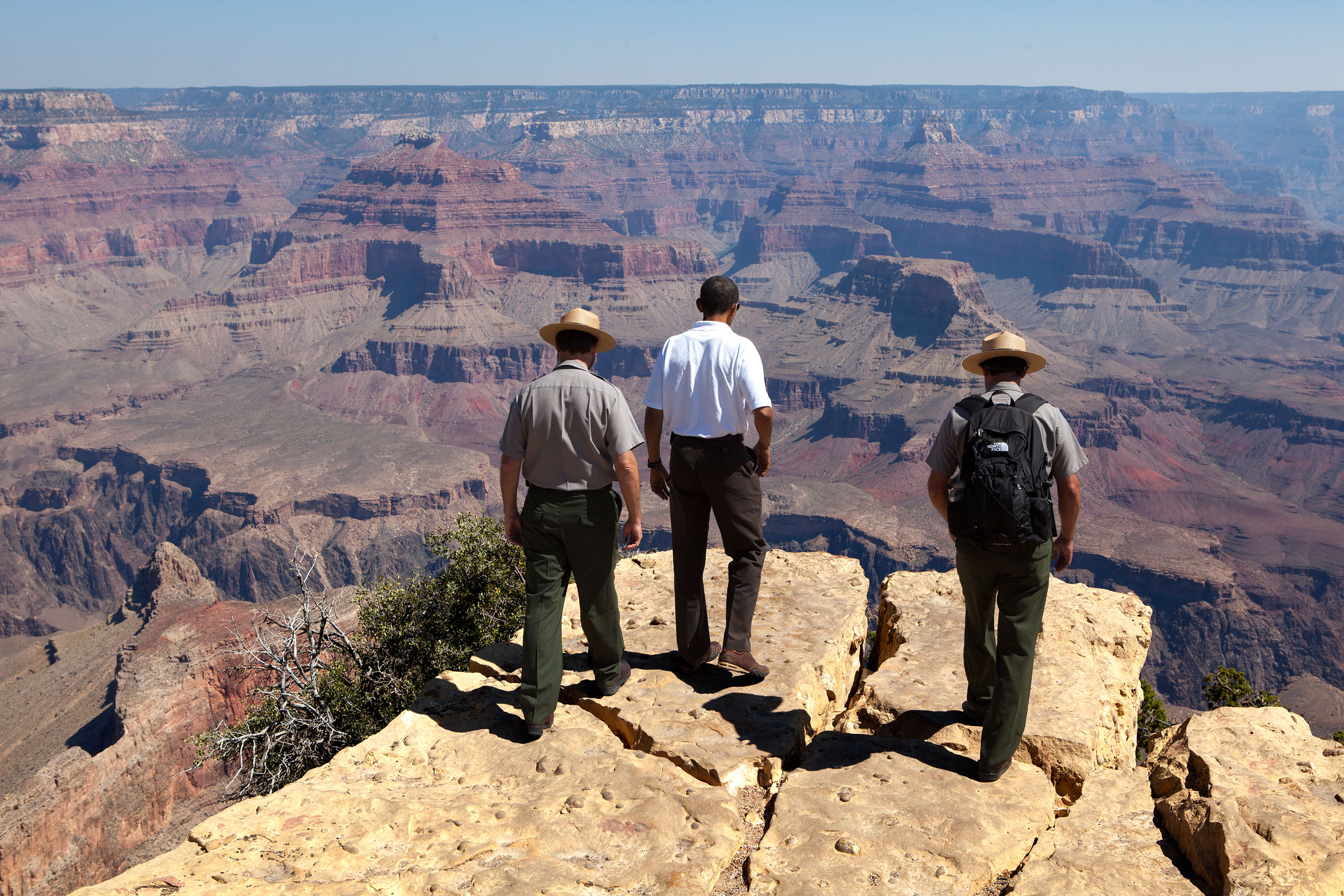 Arizona, Aug. 16, 2009. Viewing the Grand Canyon. (Official White House photo by Pete Souza)