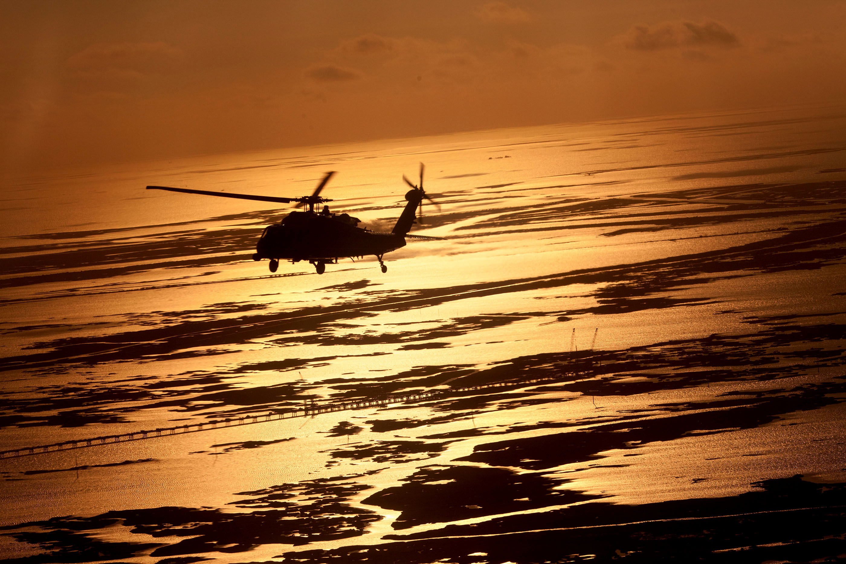 Louisiana, June 4, 2010. Flying over the Gulf of Mexico from Grand Isle to New Orleans after the BP oil spill. (Official White House Photo by Pete Souza)