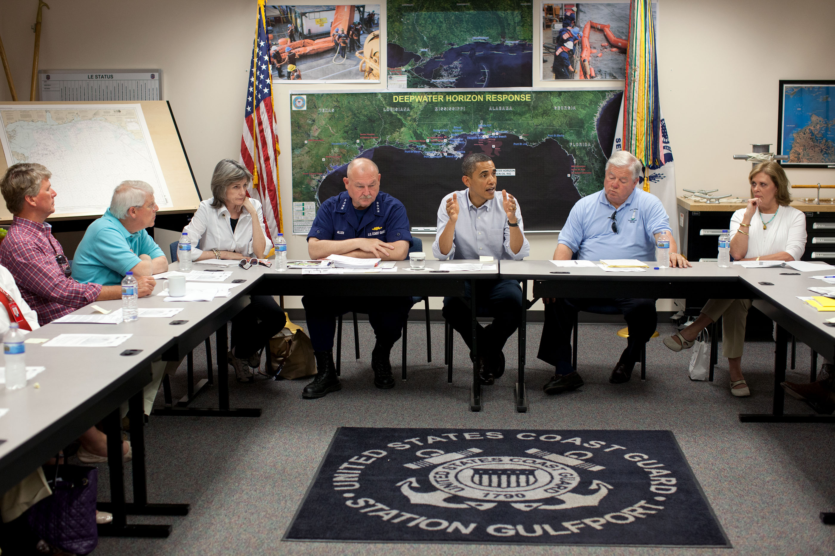 Mississippi, June 14, 2010. Meeting on the BP oil spill in the Gulf of Mexico, at the Gulfport Coast Guard Station. (Official White House Photo by Pete Souza)