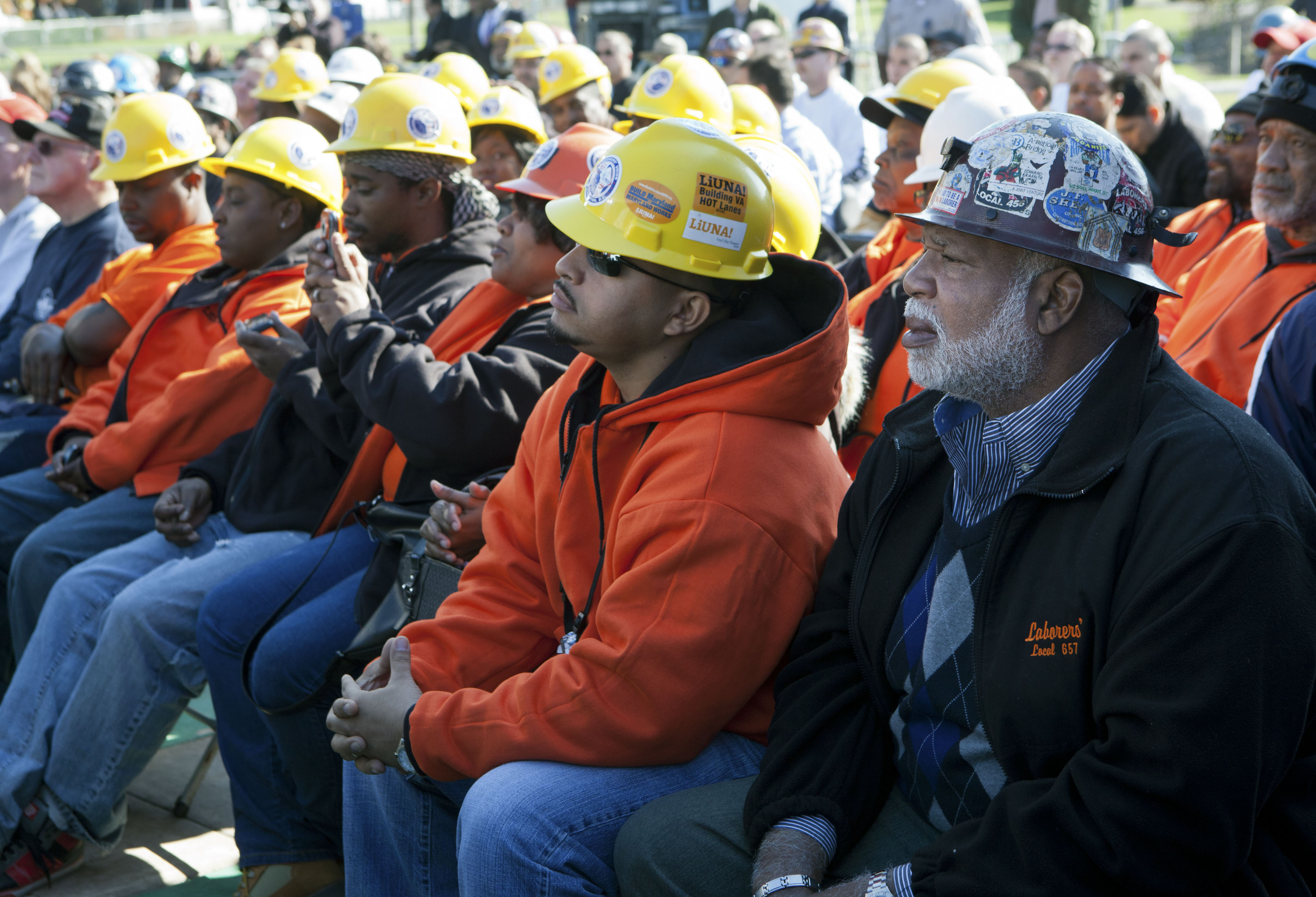 20111102 Construction workers listen as the President speaks at the Key Bridge 