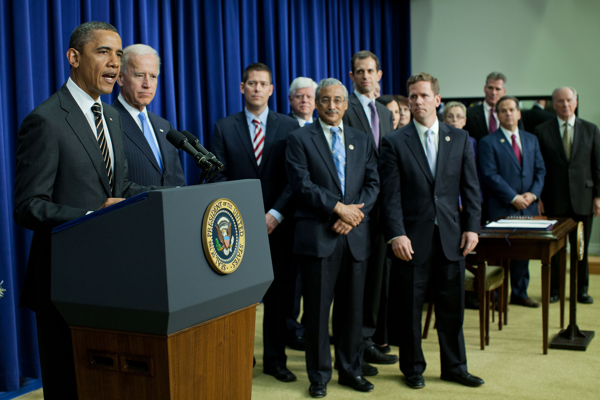President Barack Obama delivers remarks prior to signing the STOCK Act (April 4, 2012)