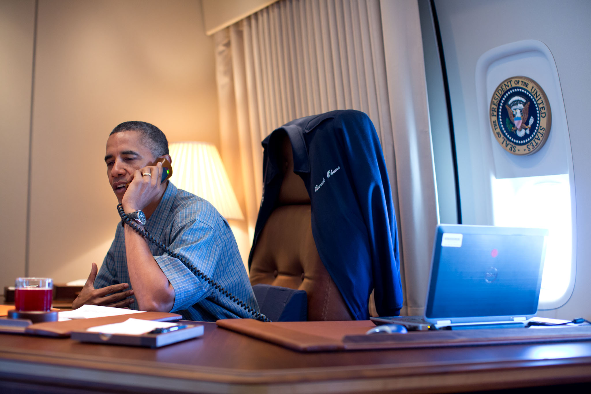 President Barack Obama talks on the phone with NASA's Curiosity Mars rover team (August 13, 2012)