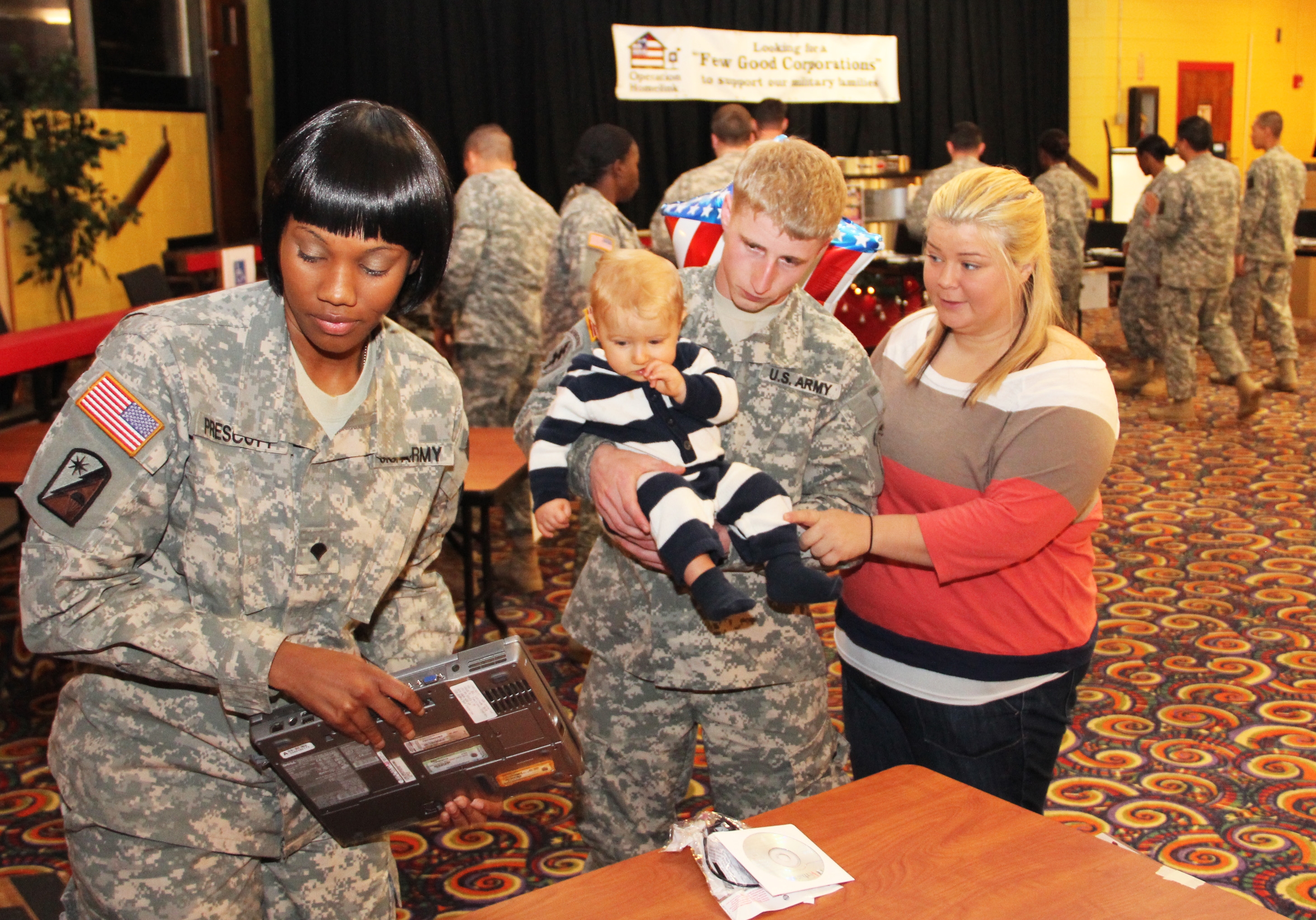 100  Soldier Families Receive Computers at Yntema Club, Fort Bragg, NC