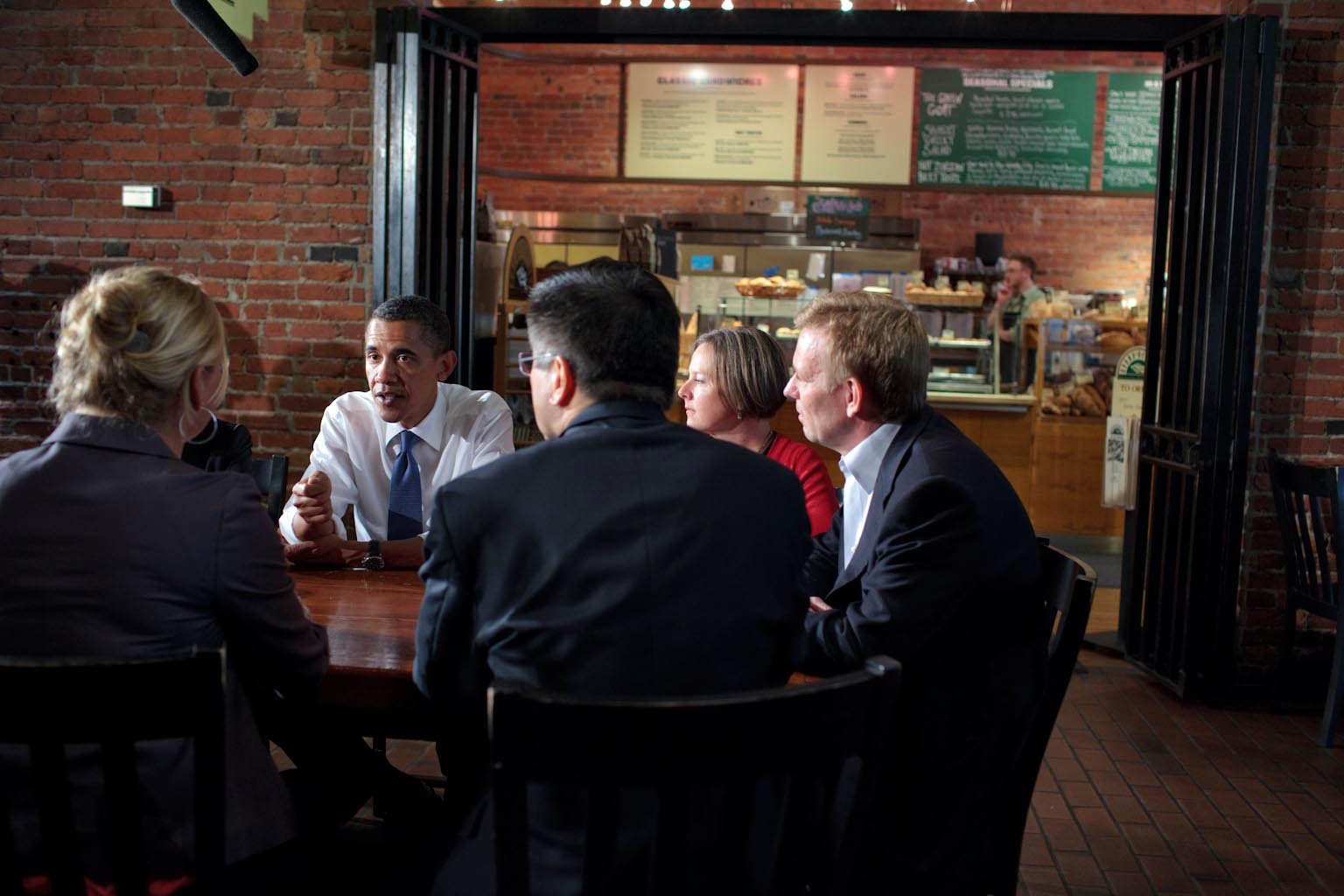 President Barack Obama holds a round table discussion in Seattle 2