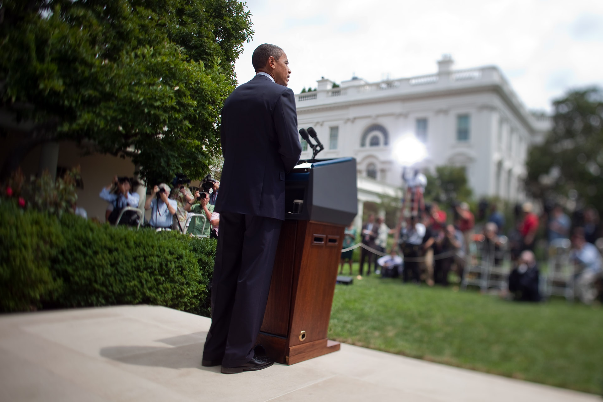 President Barack Obama speaks to the Media in the Rose Garden Following his Meeting with Bipartisan Members of Congress