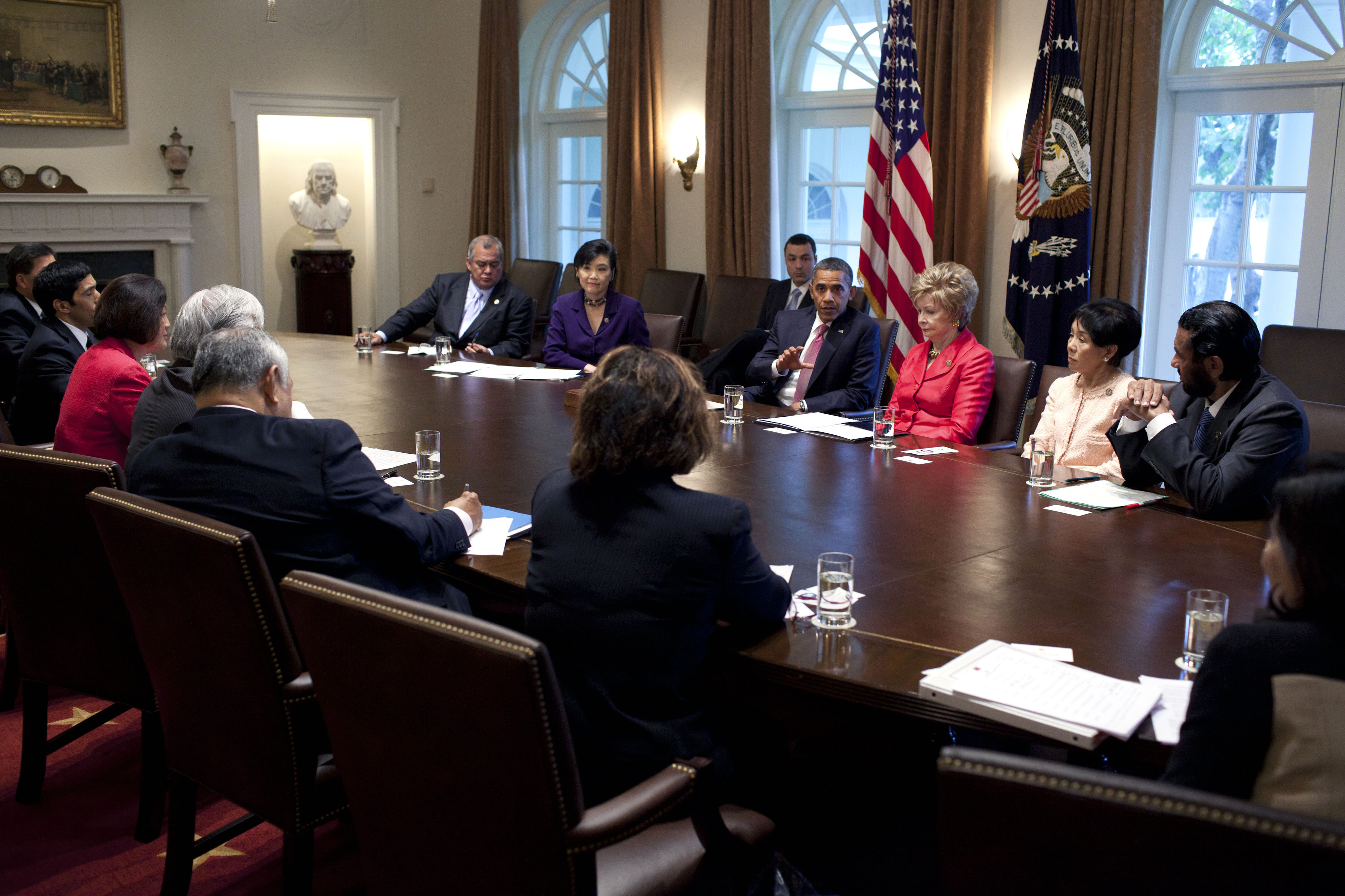 President Barack Obama meets with members of the Congressional Asian Pacific American Caucus