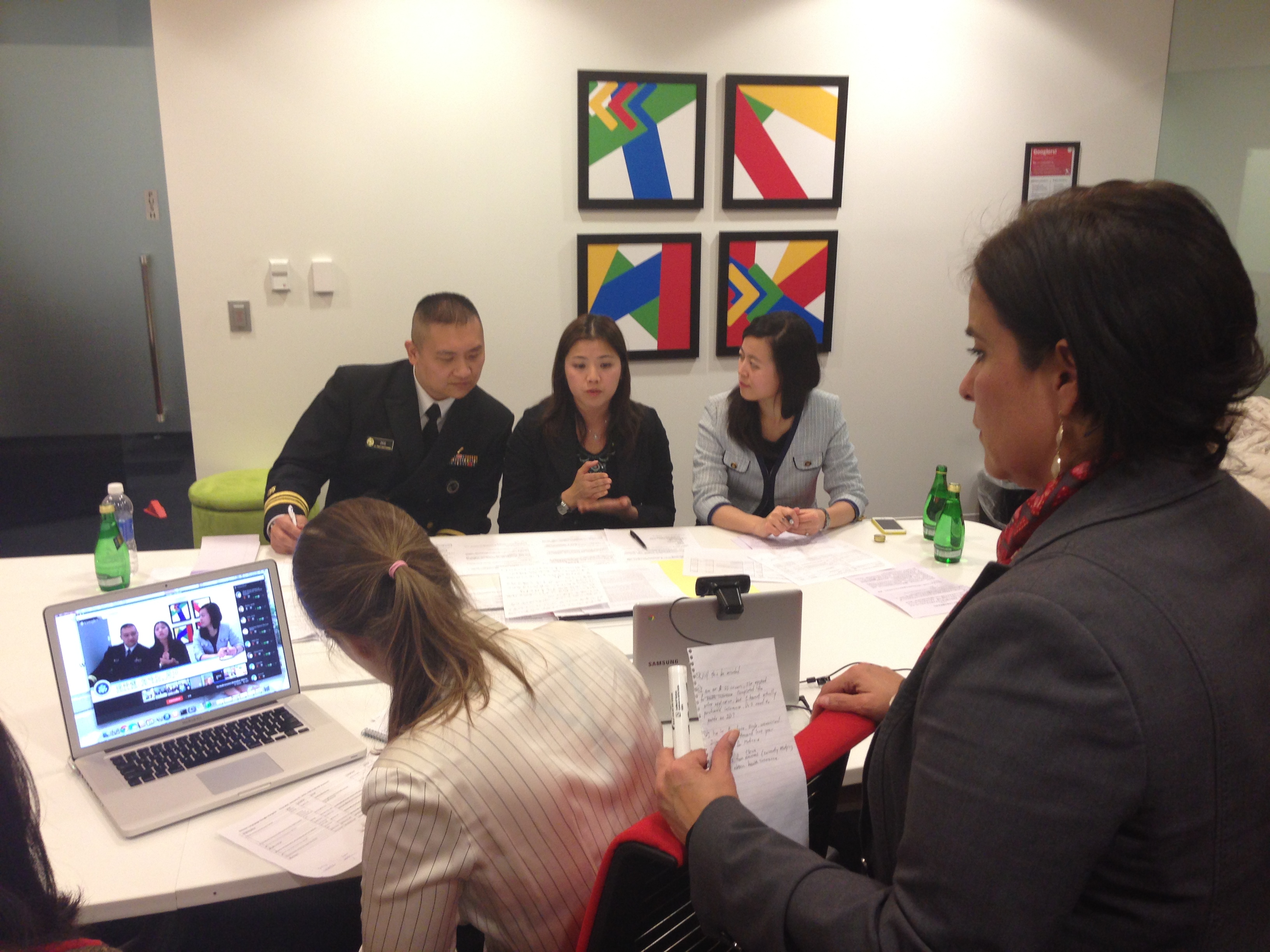 Google Hangout in Chinese on the Health Insurance Marketplace
