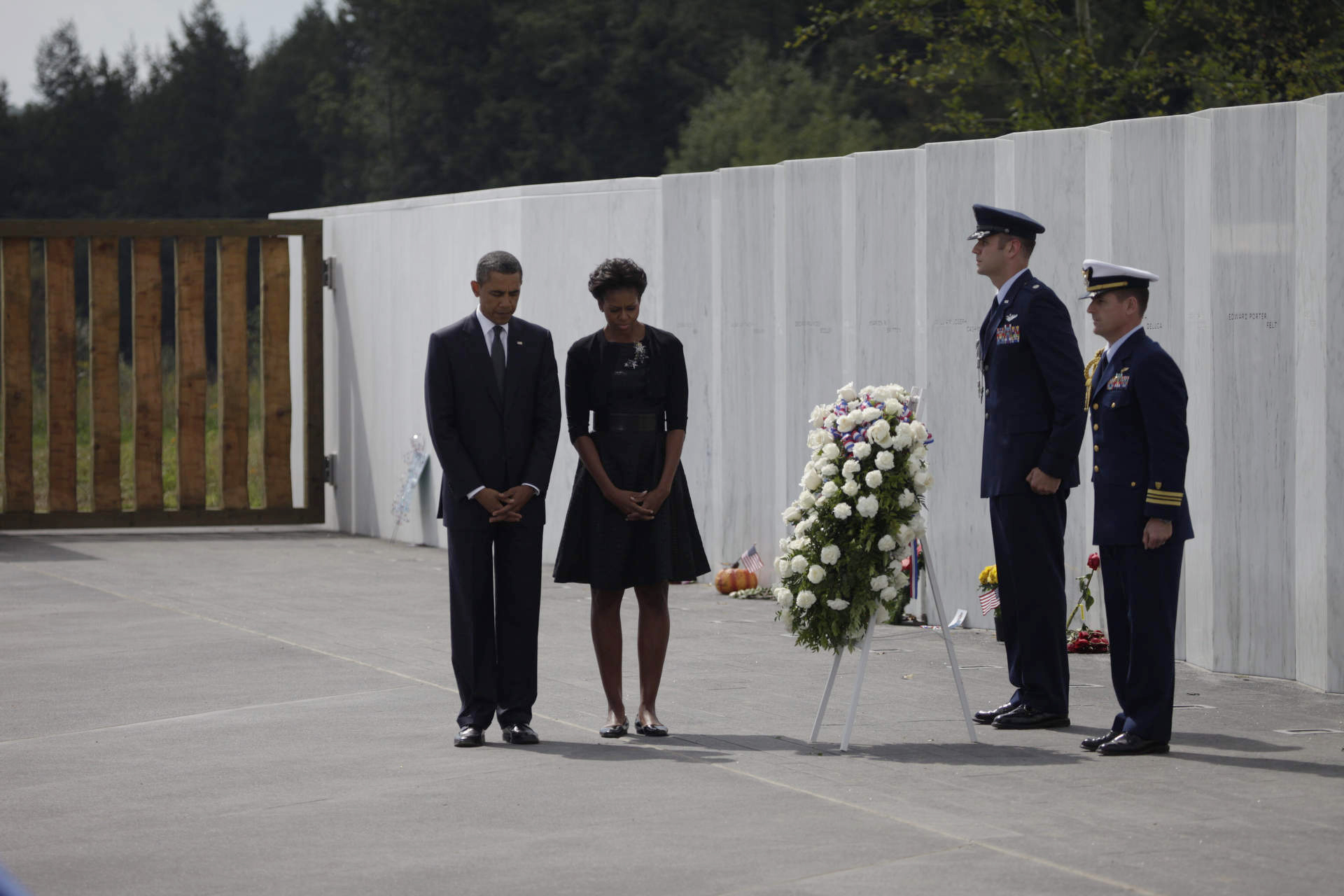 President Obama and First Lady Michelle Obama participate in a wreath laying ceremony in Shanksville PA