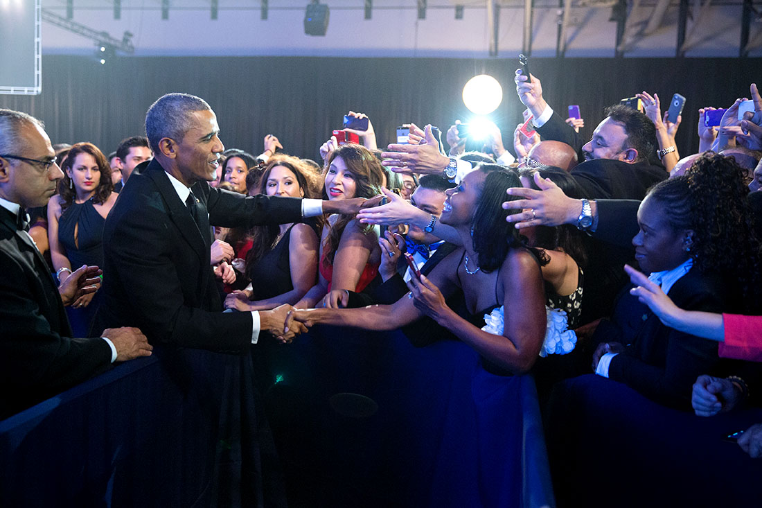 President Barack Obama greets audience members at the Congressional Hispanic Caucus Institute's (CHCI) 37th Annual Awards Gala