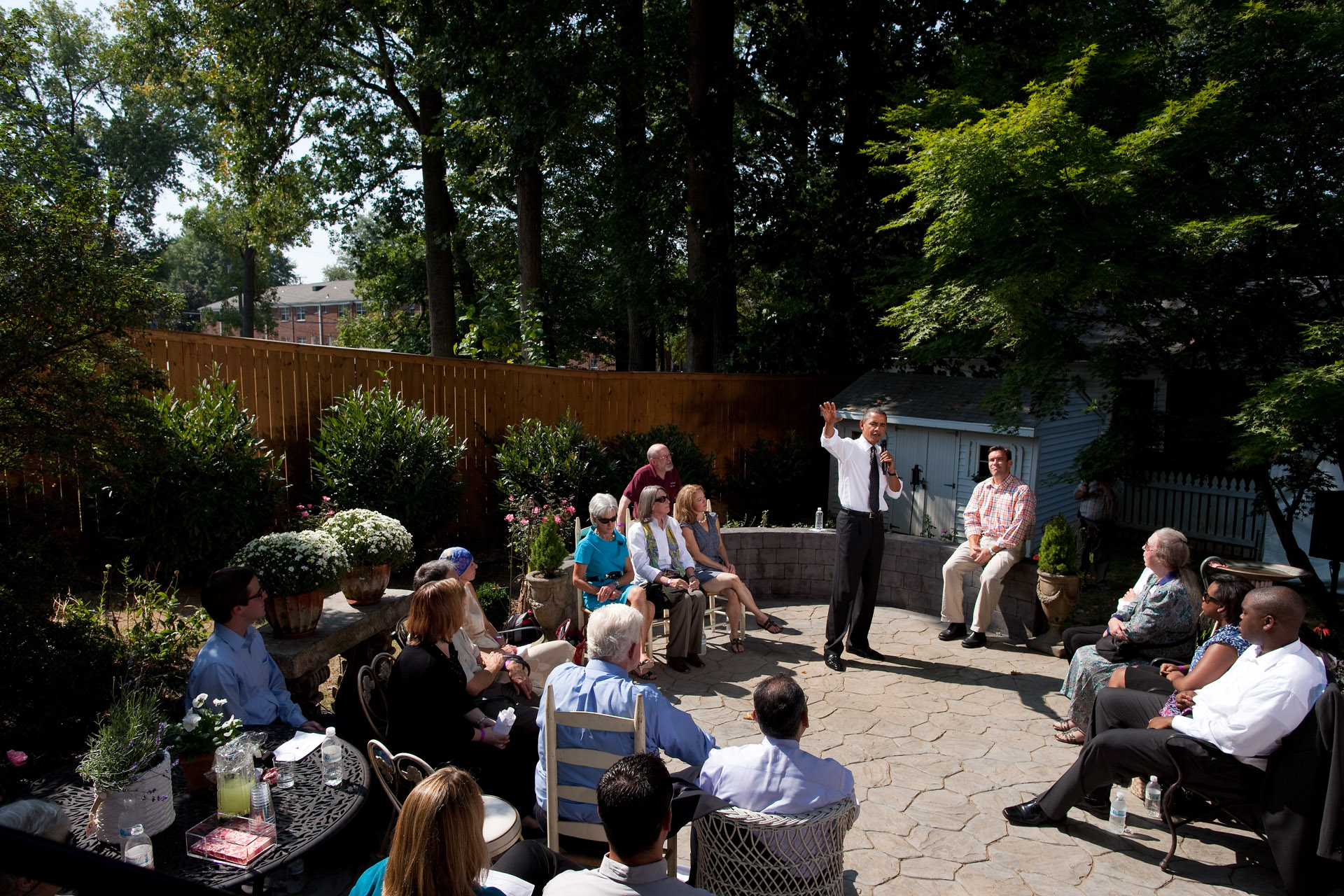 President Barack Obama delivers remarks on health care reform at the Brayshaw residence in Falls Church, Va.