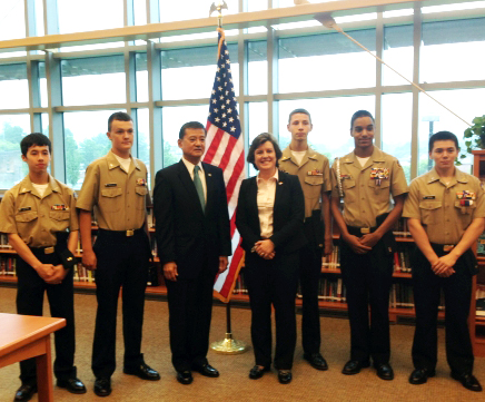 U.S. Department of Veterans Affairs Secretary Eric K. Shinseki and JROTC team
