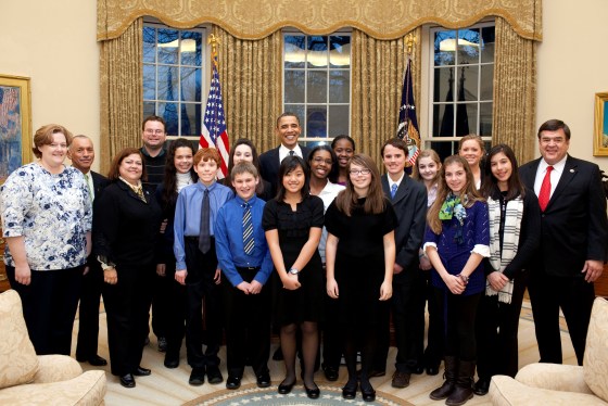 Students with the President for ISS call