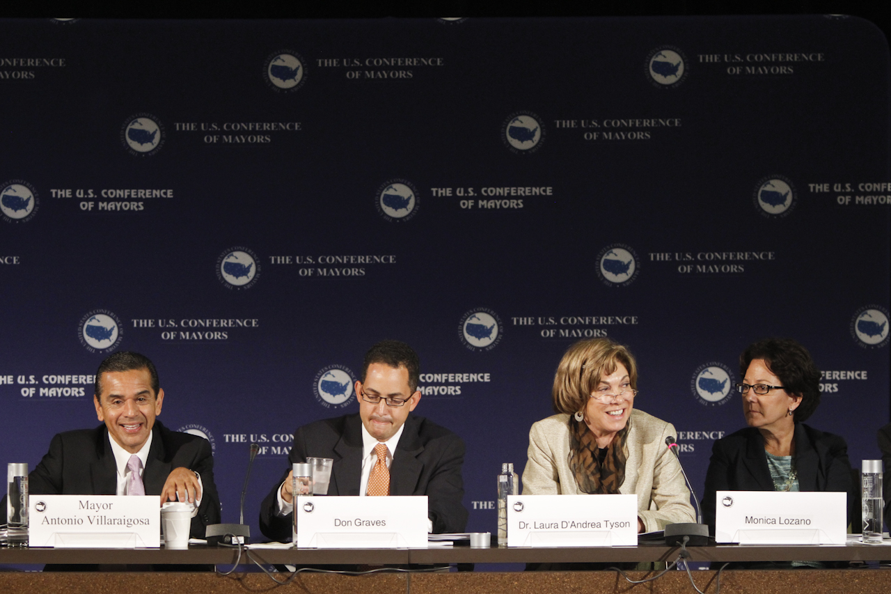 Antonio Villaraigosa, Don Graves, Dr Laura Tyson and Monica Lozano at a Mayor's Conference event in Los Angeles