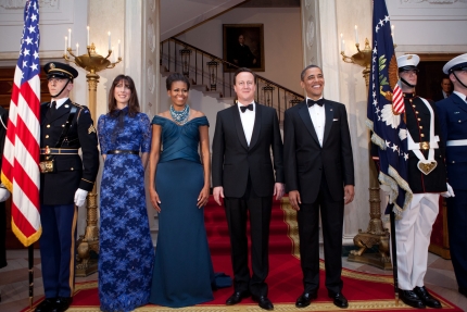 President Obama, the First Lady, Prime Minister Cameron, and Samantha Cameron pose for an official State Dinner photo (March 14, 2012)
