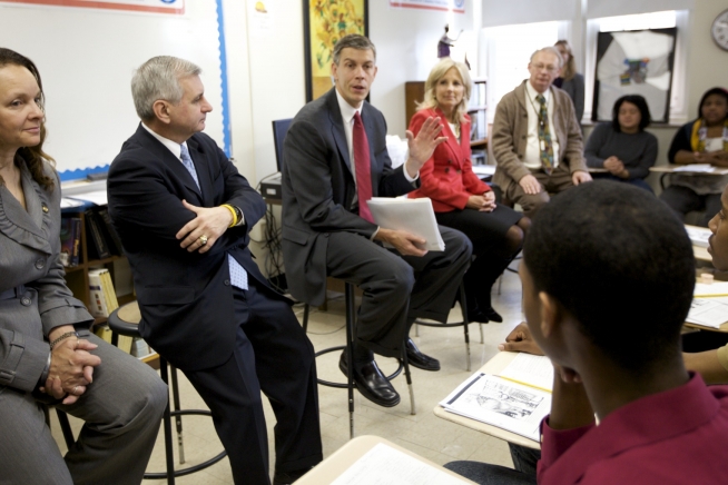 Dr. Biden And Secretary Duncan FAFSA Announcement | The White House