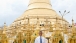 President Barack Obama poses for a photo in front of the Shwedagon Pagoda 