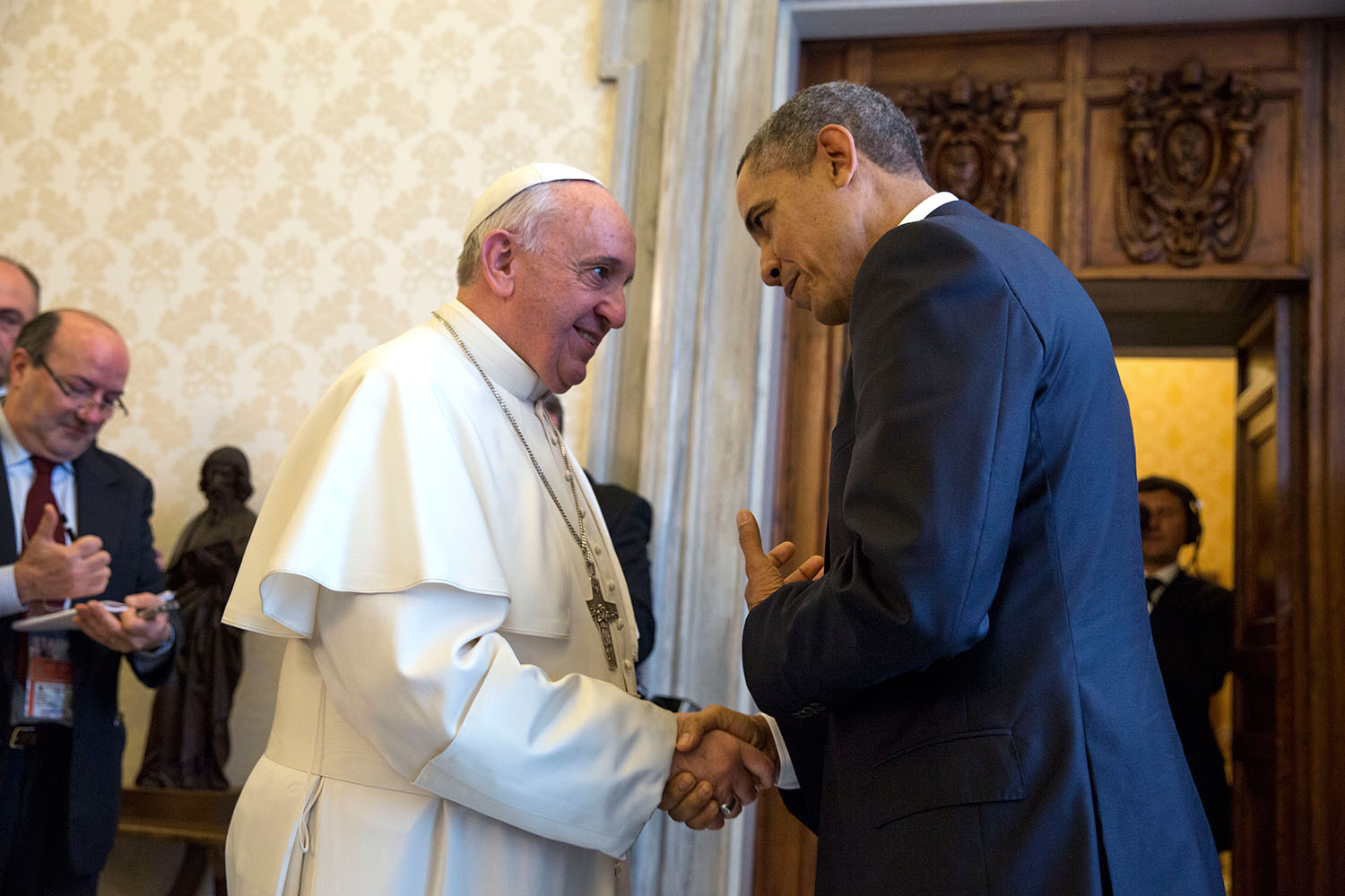 President Barack Obama bids farewell to Pope Francis following a private audience at the Vatican, March 27, 2014. (Official White House Photo by Pete Souza)